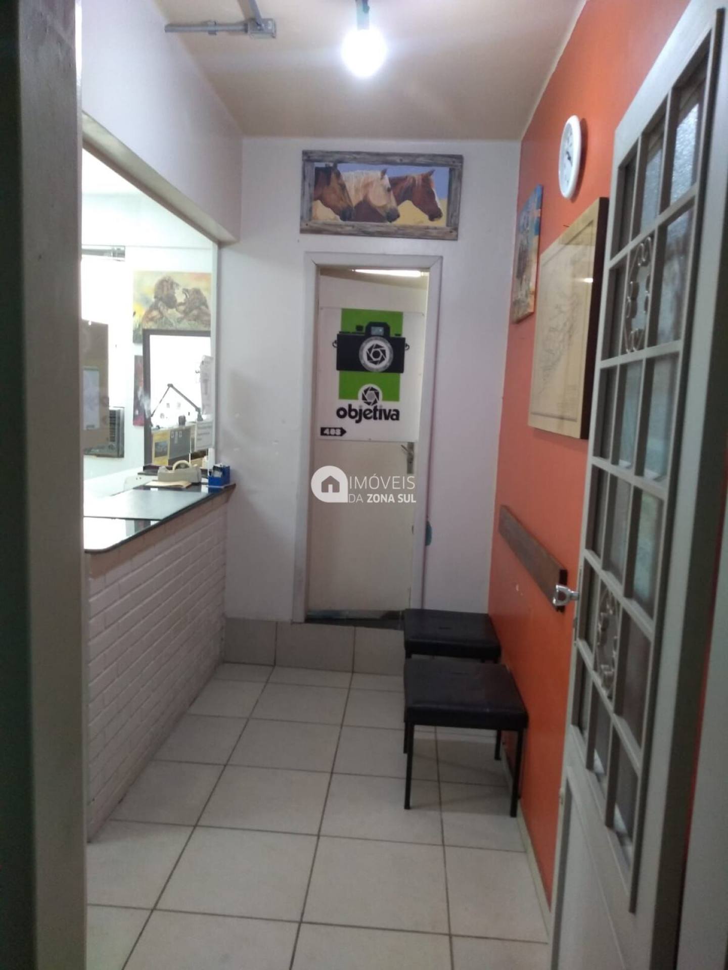 Sala para Vender com 1 banheiro no bairro Centro Histórico em Porto Alegre/RS