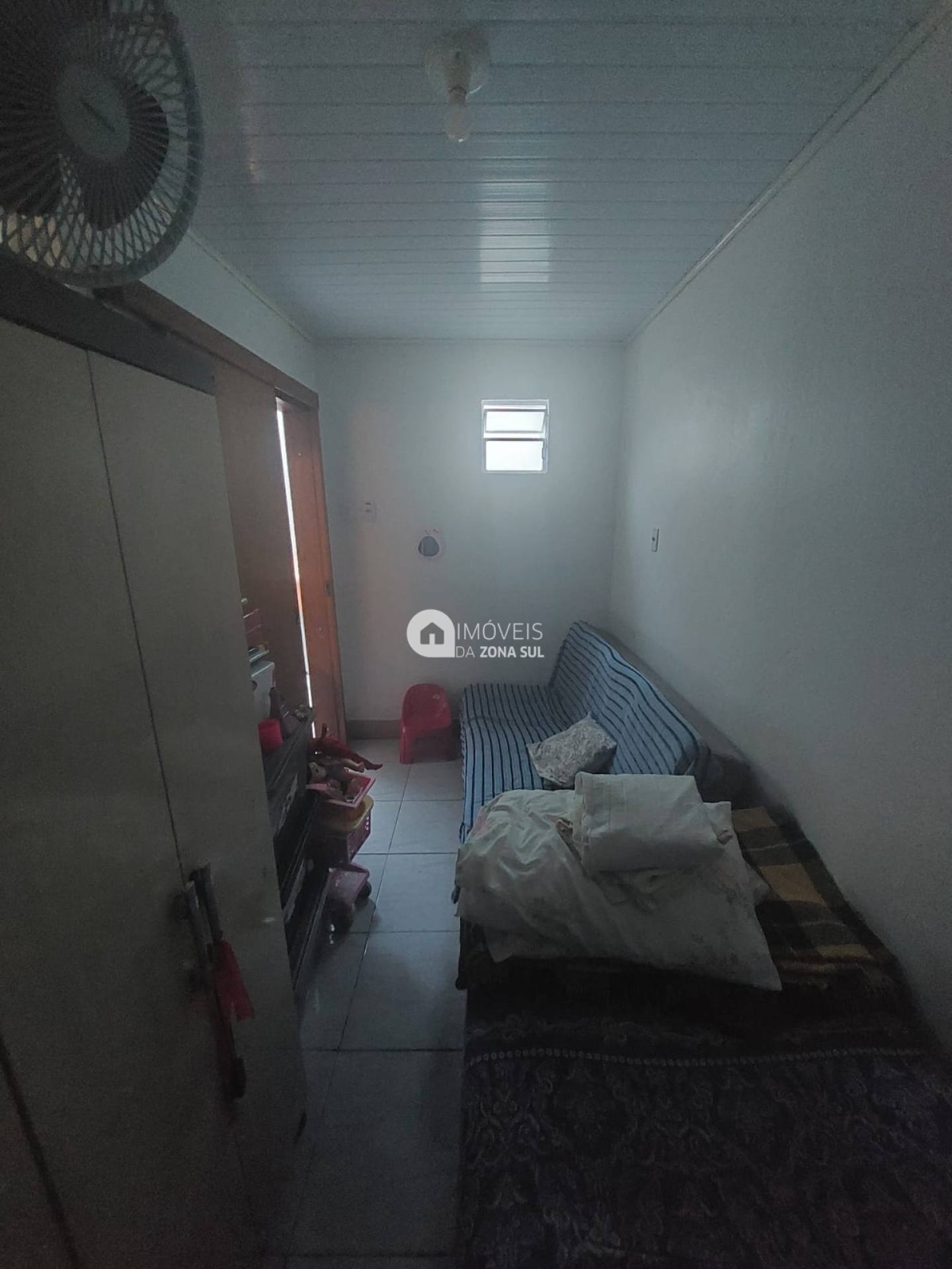 Casa para Vender com 1 vaga de garagem com 4 quartos 3 banheiros 1 suíte no bairro Restinga em Porto Alegre/RS