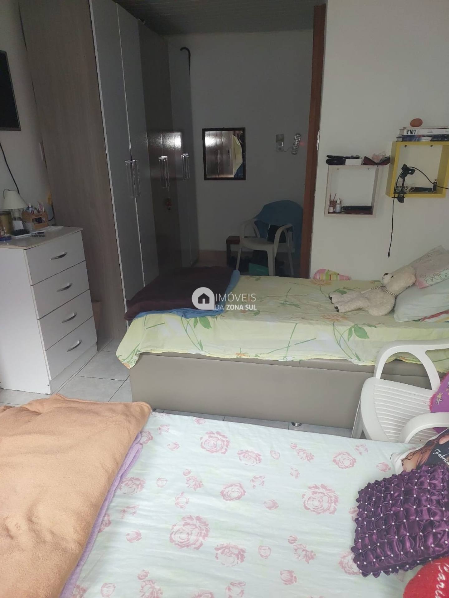 Casa para Vender com 1 vaga de garagem com 4 quartos 3 banheiros 1 suíte no bairro Restinga em Porto Alegre/RS