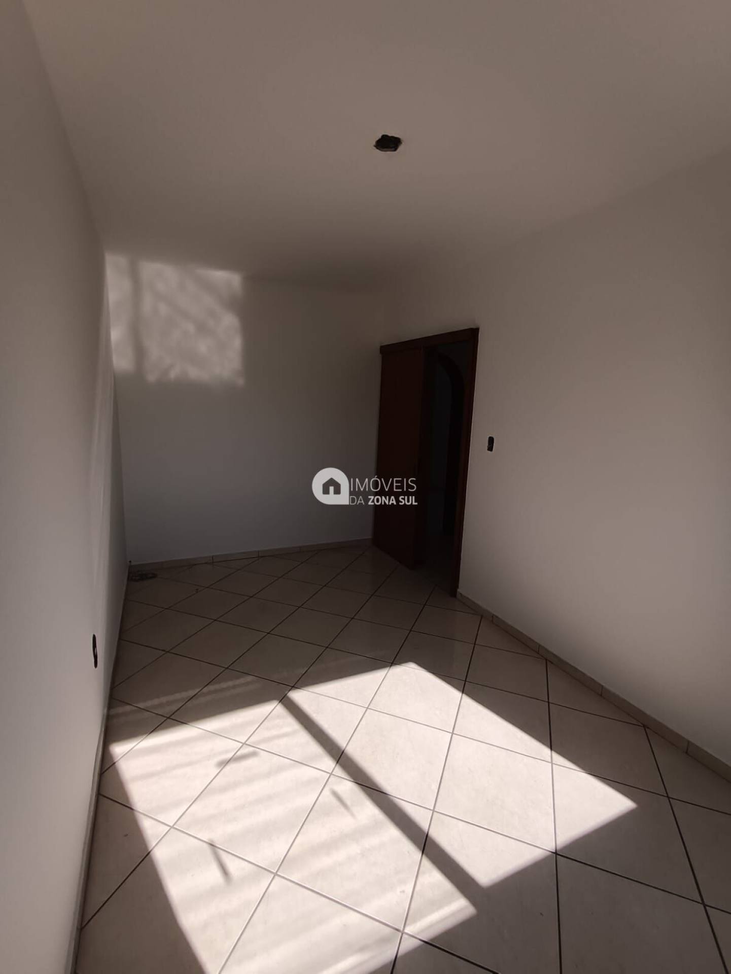 Ótimo Apartamento no Cristal