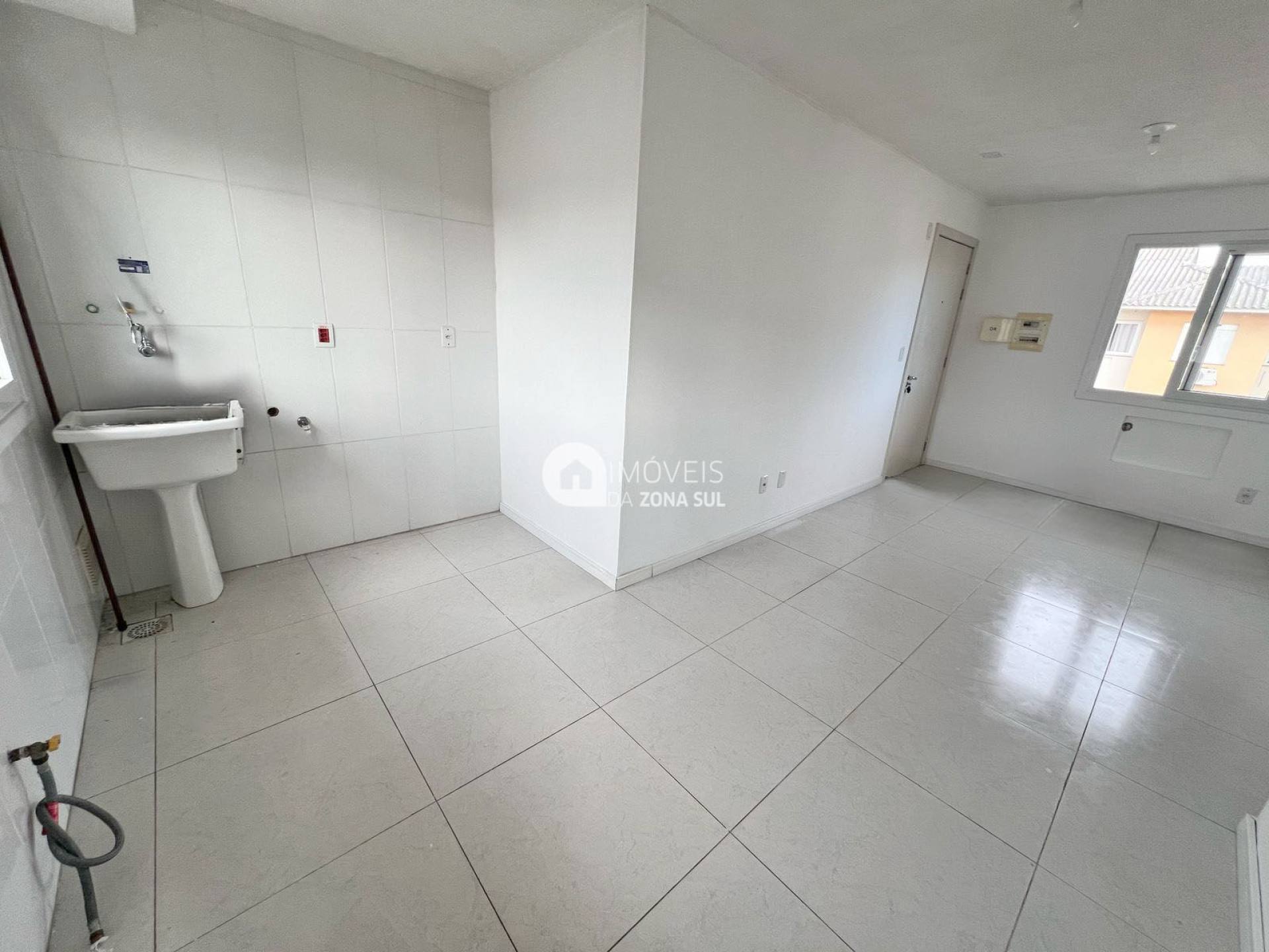 Ótimo apartamento na entrada da Restinga