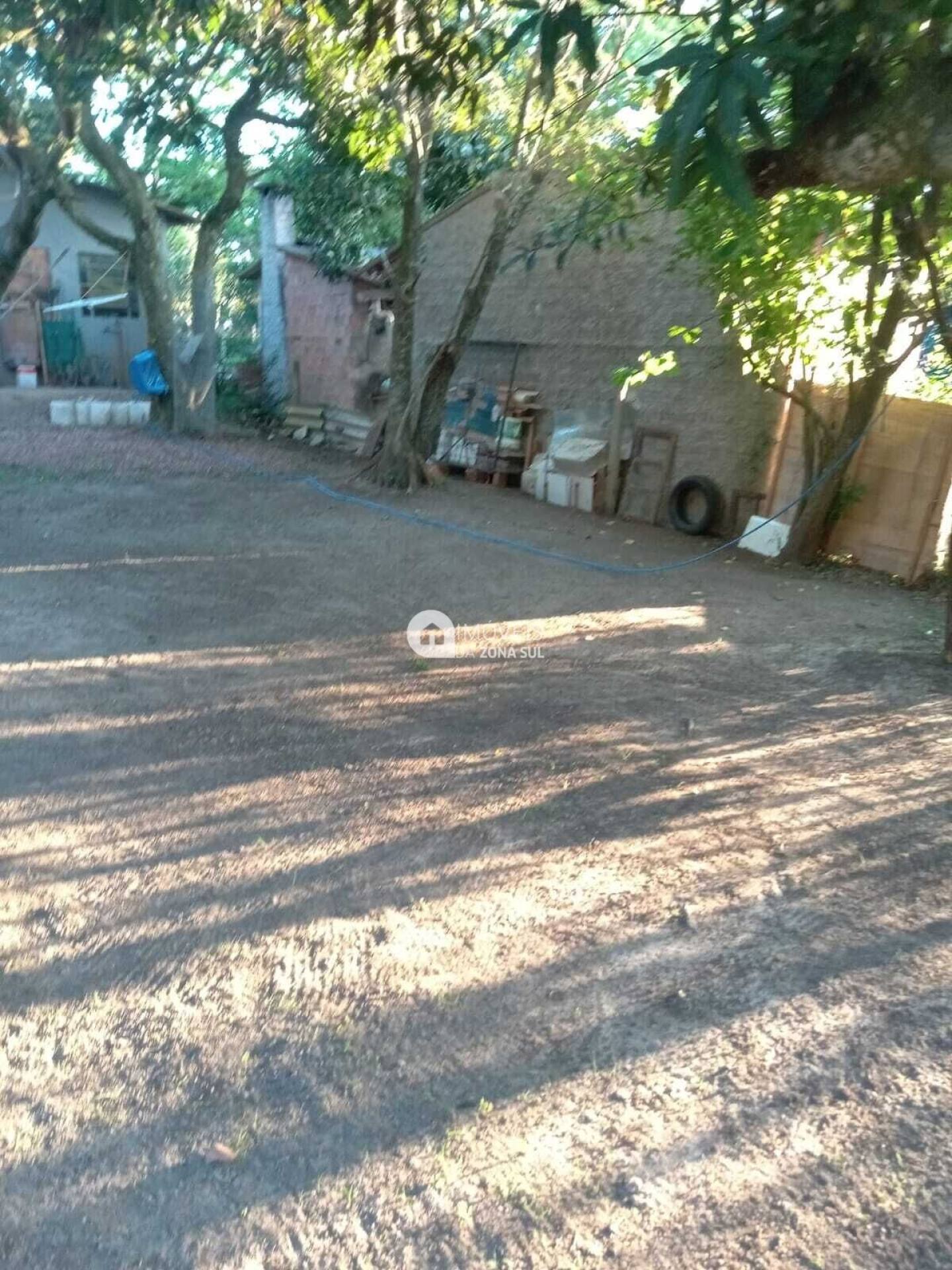 Casa para Vender com 2 vagas de garagem com 3 quartos 1 banheiro no bairro Lageado em Porto Alegre/RS