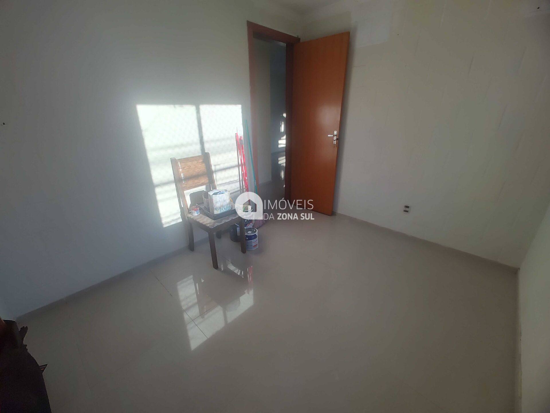 Apartamento para Vender com 1 vaga de garagem com 2 quartos 1 banheiro no bairro Campo Novo em Porto Alegre/RS