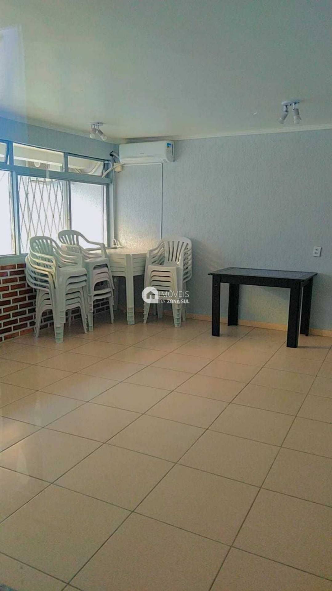 Apartamento 2D no bairro Glória