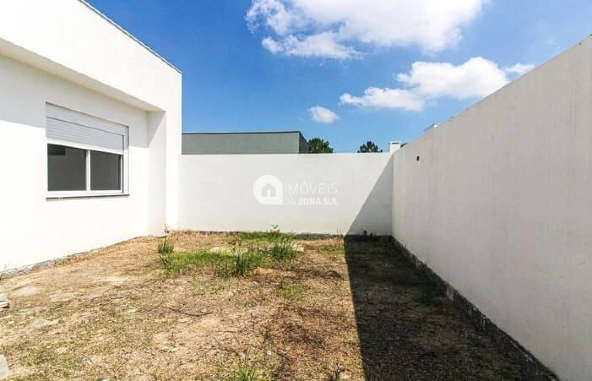 Casa para Vender com 2 vagas de garagem com 3 quartos 2 banheiros 1 suíte no bairro Hípica em Porto Alegre/RS