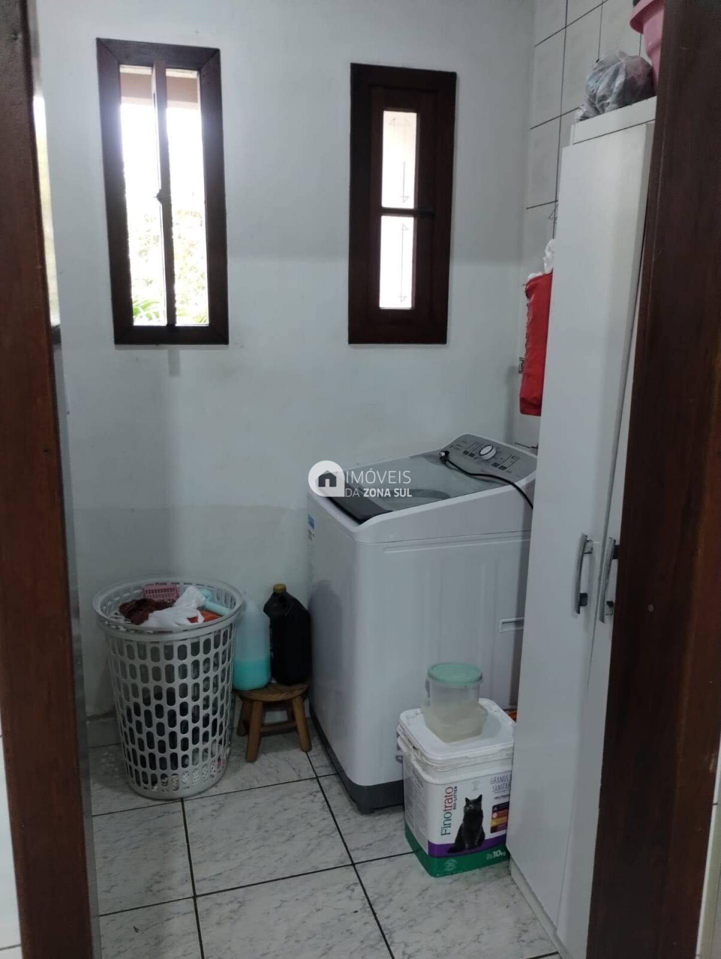 Casa para Vender com 1 vaga de garagem com 3 quartos 2 banheiros 1 suíte no bairro Não Informado em Não Informado/NI