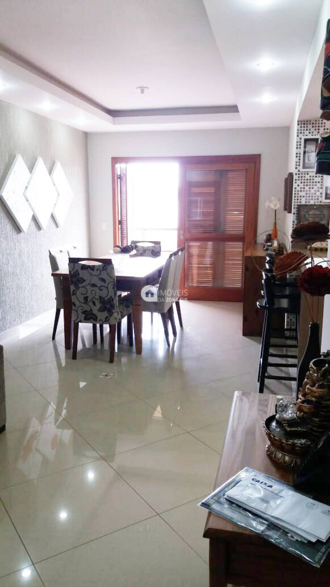 Prédio para Vender com 2 banheiros no bairro Belém Novo em Porto Alegre/RS