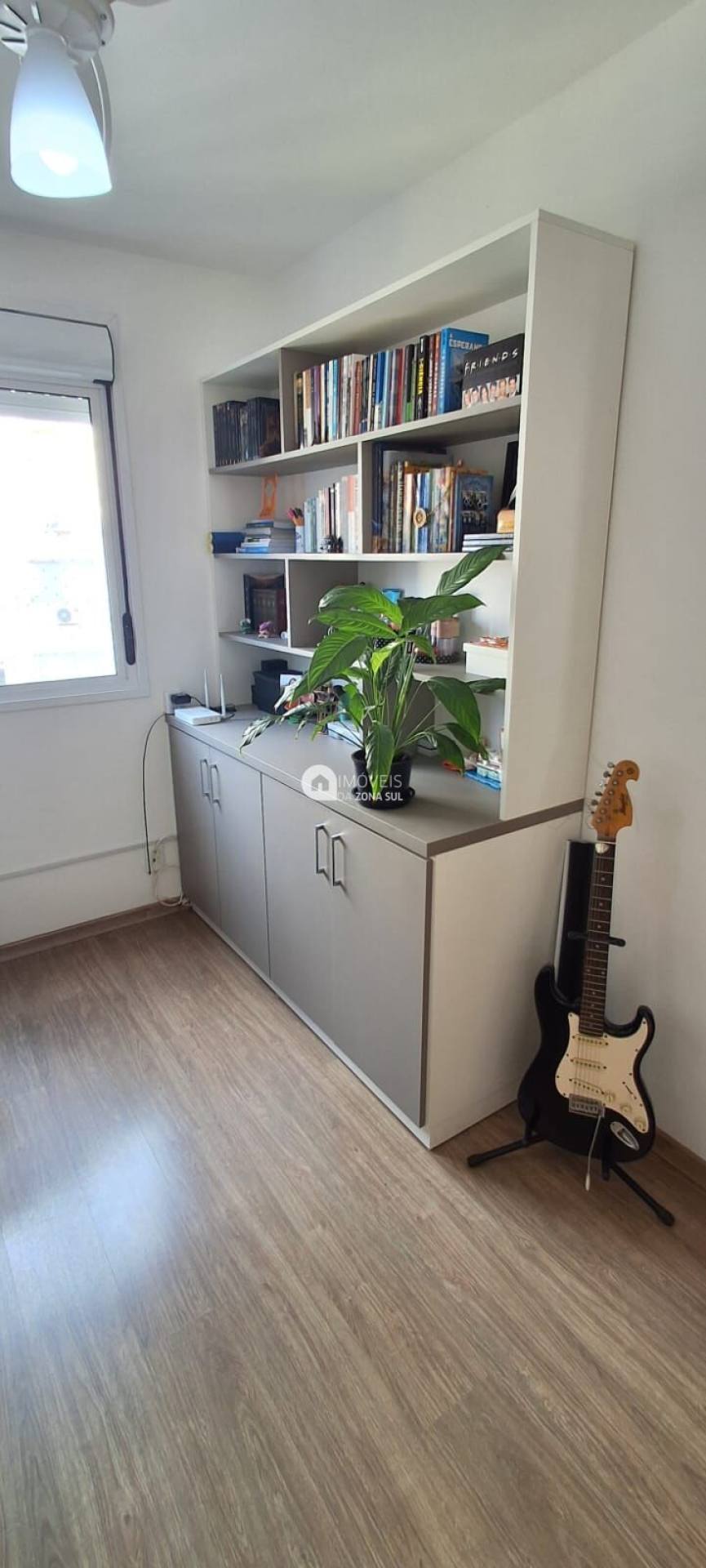 Apartamento para Vender com 1 vaga de garagem com 2 quartos 1 banheiro no bairro Jardim Carvalho em Porto Alegre/RS