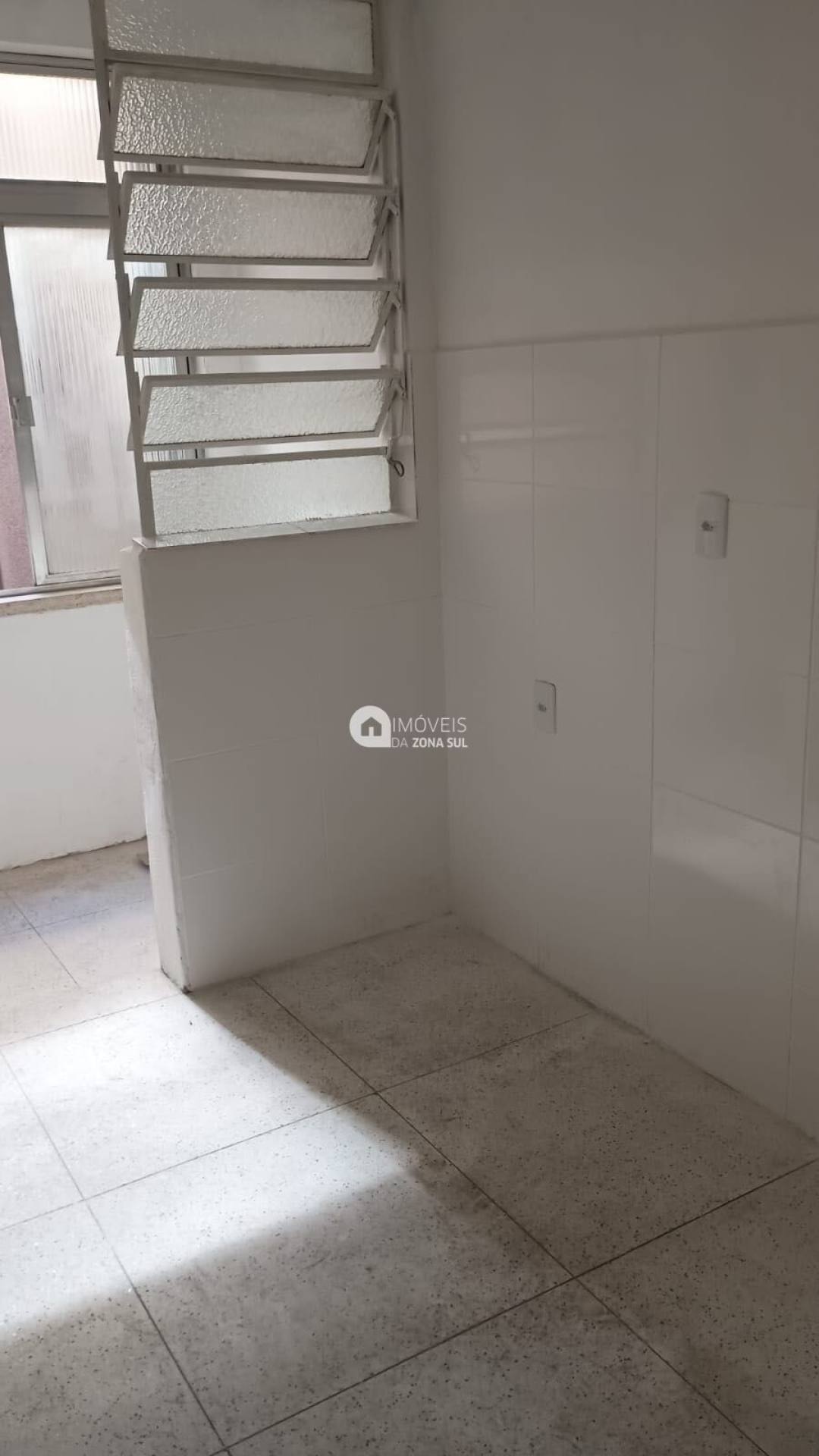 Apartamento para Vender com 1 quarto 1 banheiro no bairro Petrópolis em Porto Alegre/RS