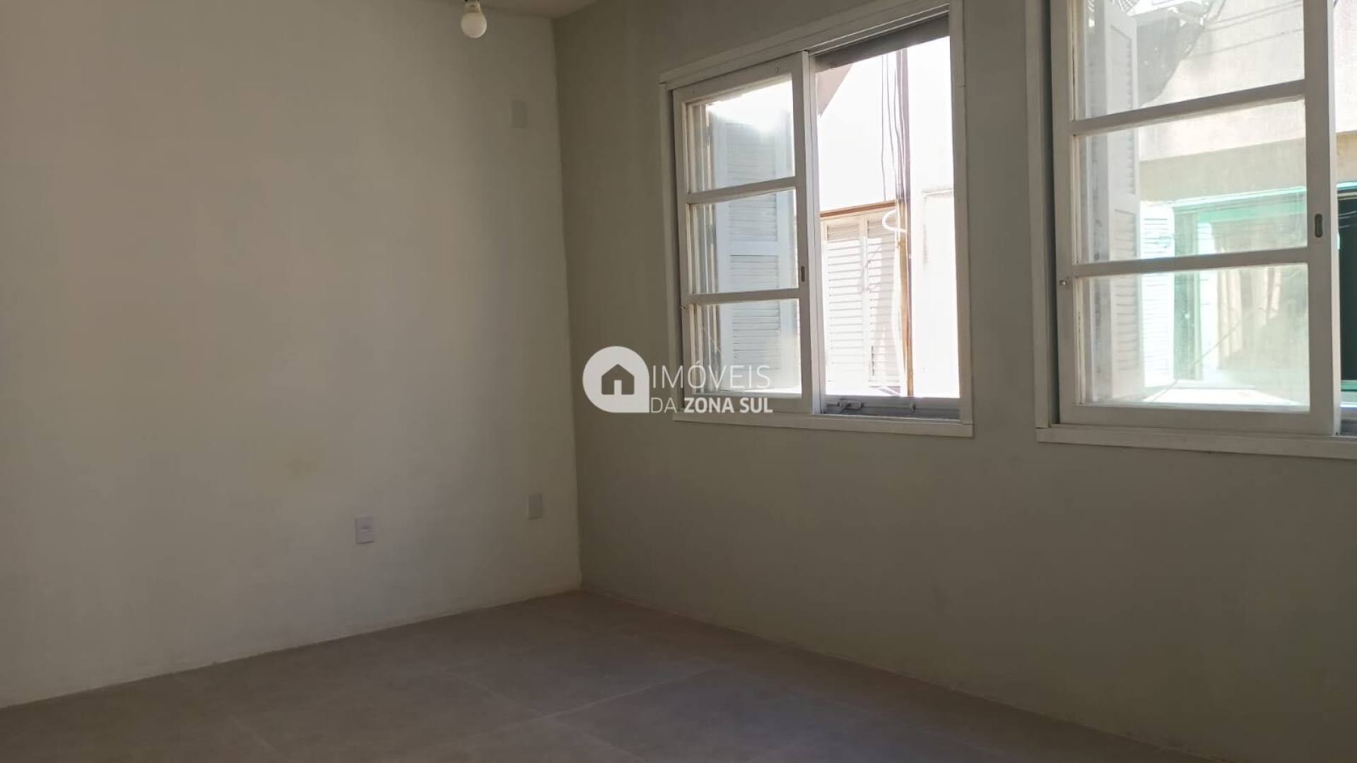 Apartamento para Vender com 1 quarto 1 banheiro no bairro Petrópolis em Porto Alegre/RS