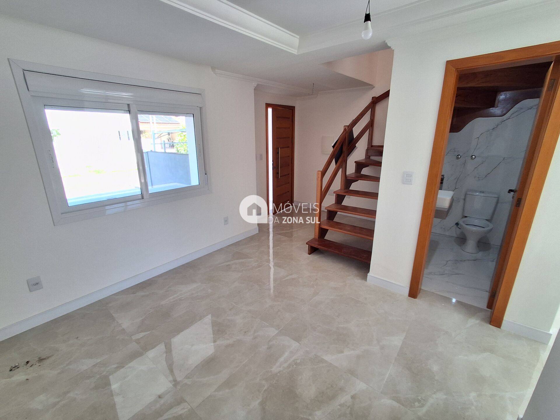 Casa para Vender com 3 quartos 3 banheiros 1 suíte no bairro Hípica em Porto Alegre/RS