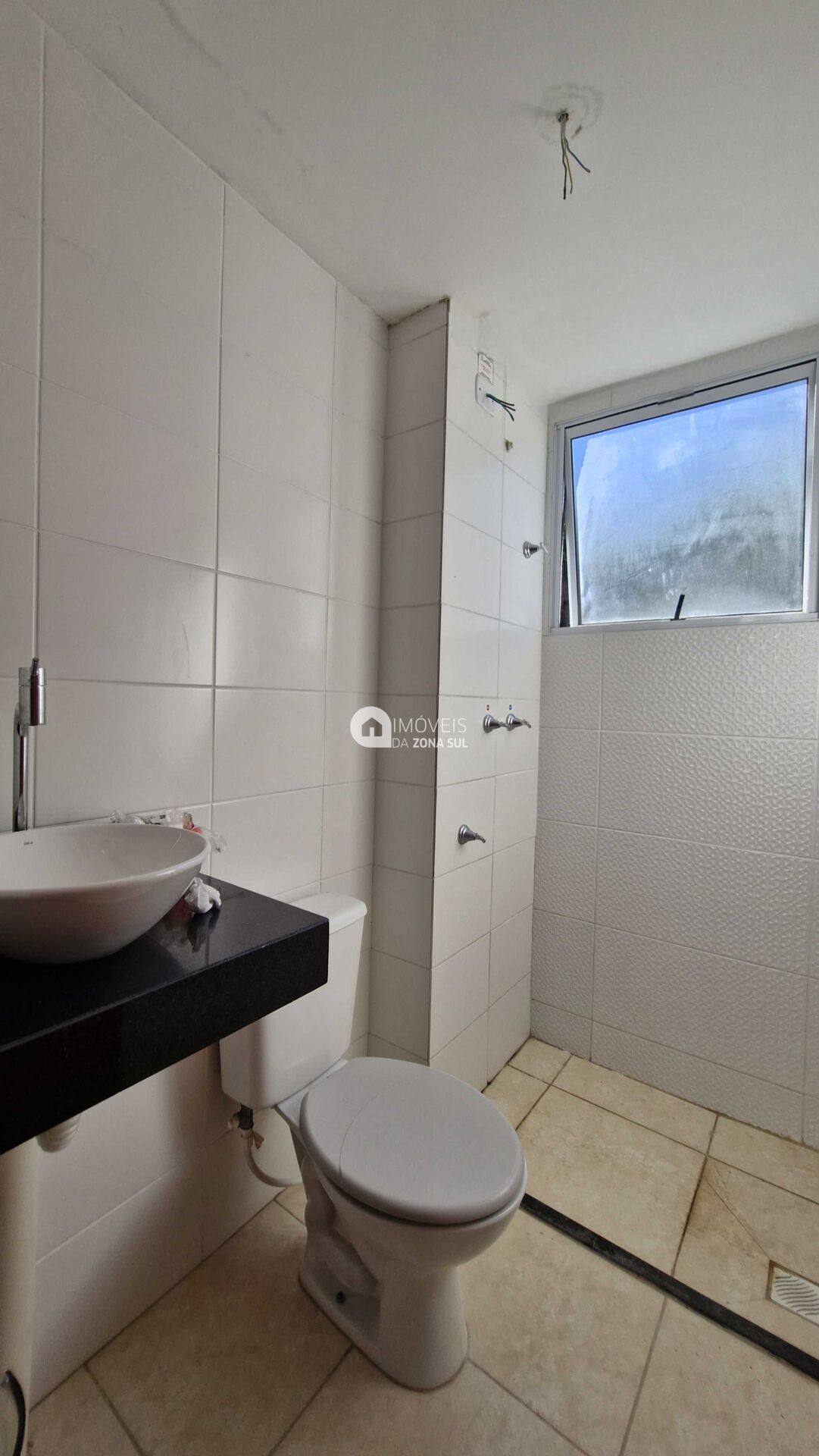 Apartamento para Vender com 1 vaga de garagem com 2 quartos 1 banheiro no bairro Vila Nova em Porto Alegre/RS