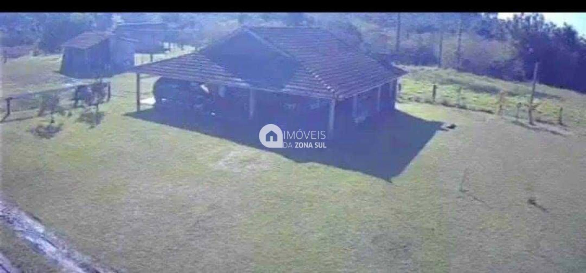 Sítio para Vender com 10 vagas de garagem com 2 quartos 1 banheiro no bairro Extrema em Porto Alegre/RS