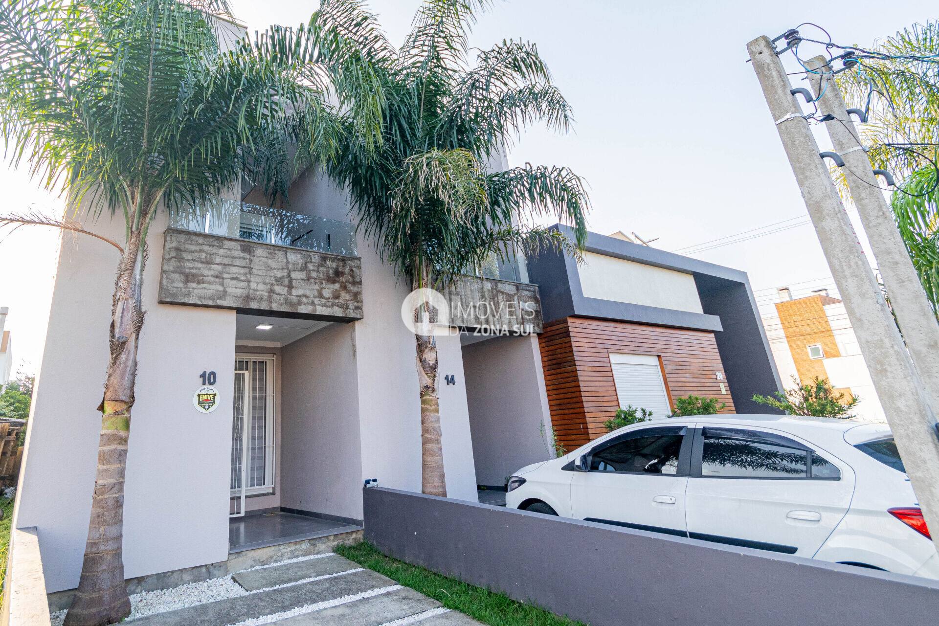 Casa para Vender com 1 vaga de garagem com 2 quartos 2 banheiros 2 suítes no bairro Hípica em Porto Alegre/RS