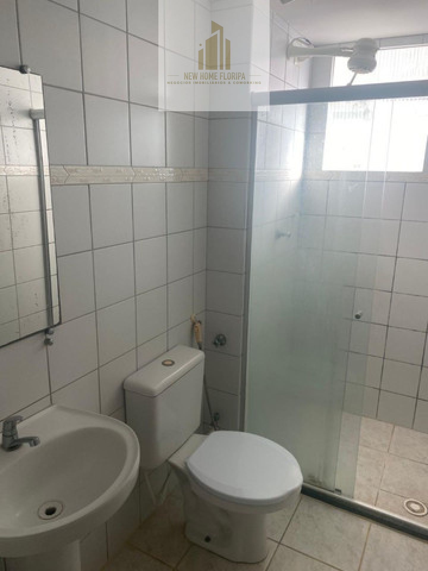 Vende-se apartamento - Cond Sergipe Del Rey - Farolândia