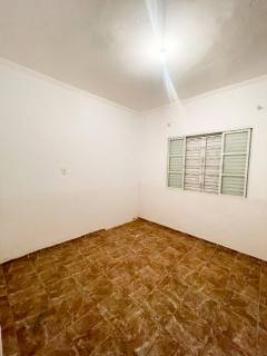 Oportunidade Única: 2 Casas no Jardim Ibirapuera com Entradas Separadas