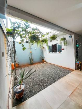 Casa térrea no Santa Adelia com 3 dormitórios