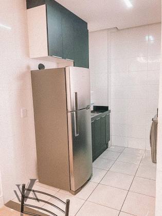 Lindo Apartamento com varanda na Av. Lauro Corrêa - Condomínio Liverpool