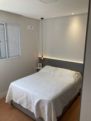 Lindo Apartamento com varanda na Av. Lauro Corrêa - Condomínio Liverpool