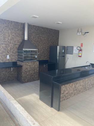 Lindo Apartamento com varanda na Av. Lauro Corrêa - Condomínio Liverpool