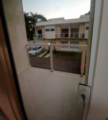 Casa em Condomínio Fechado na Praia da Cocanha - Caraguatatuba