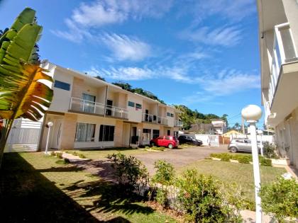 Casa em Condomínio Fechado na Praia da Cocanha - Caraguatatuba