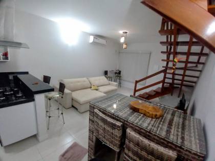 Casa em Condomínio Fechado na Praia da Cocanha - Caraguatatuba
