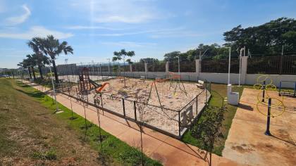 Terreno de esquina Terras de São Bento III