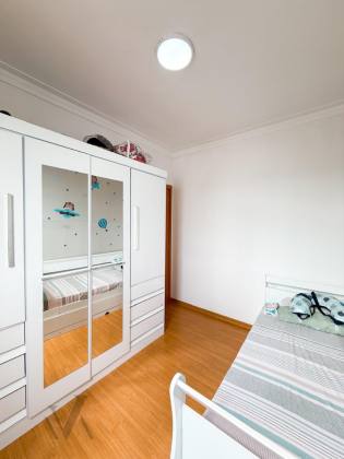 Apartamento Impecável Próximo ao Campo Belo – Pronto para Morar!