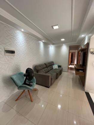 Casa com 3 dorm sendo 1 suite no Alto dos Laranjais