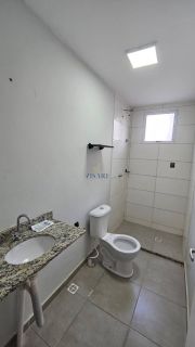 Apto com cozinha planejada e suíte
