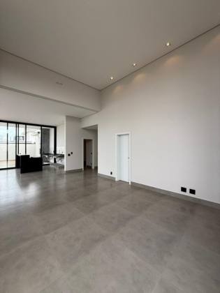 Casa térrea no Vale das Oliveiras