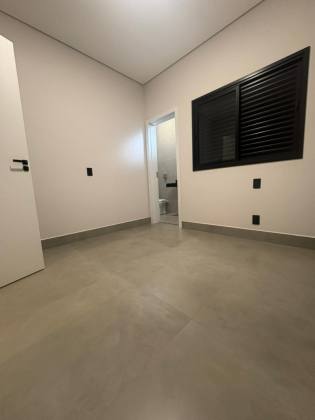 Casa térrea no Vale das Oliveiras