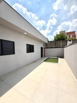 Casa no condomínio Campo Novo