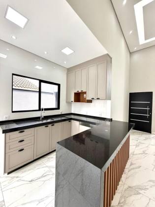 Casa no condomínio Campo Novo