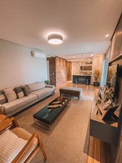 Maison D\'Art Dali com 3 suítes + escritório e 3 vagas de garagem