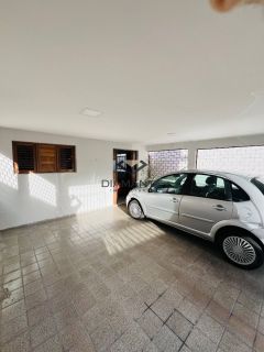 Casa Para Vender com 03 quartos 01 suítes no bairro Tambaú em João Pessoa