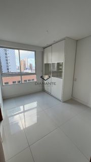 Apartamento Para Vender com 03 quartos 03 suítes no bairro Tambaú em João Pessoa