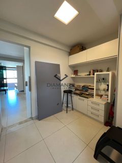 Apartamento Para Vender com 04 quartos suítes no bairro Cabo Branco em João Pessoa