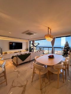 Apartamento Para Vender com 4 quartos 3 suítes no bairro Jardim Oceania em João Pessoa