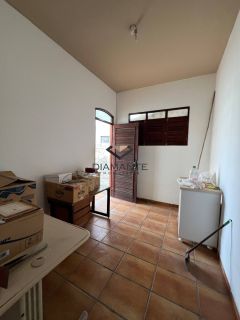 Casa Excelente Para Vender com 3 quartos 01 suítes no bairro Manaíra em João Pessoa
