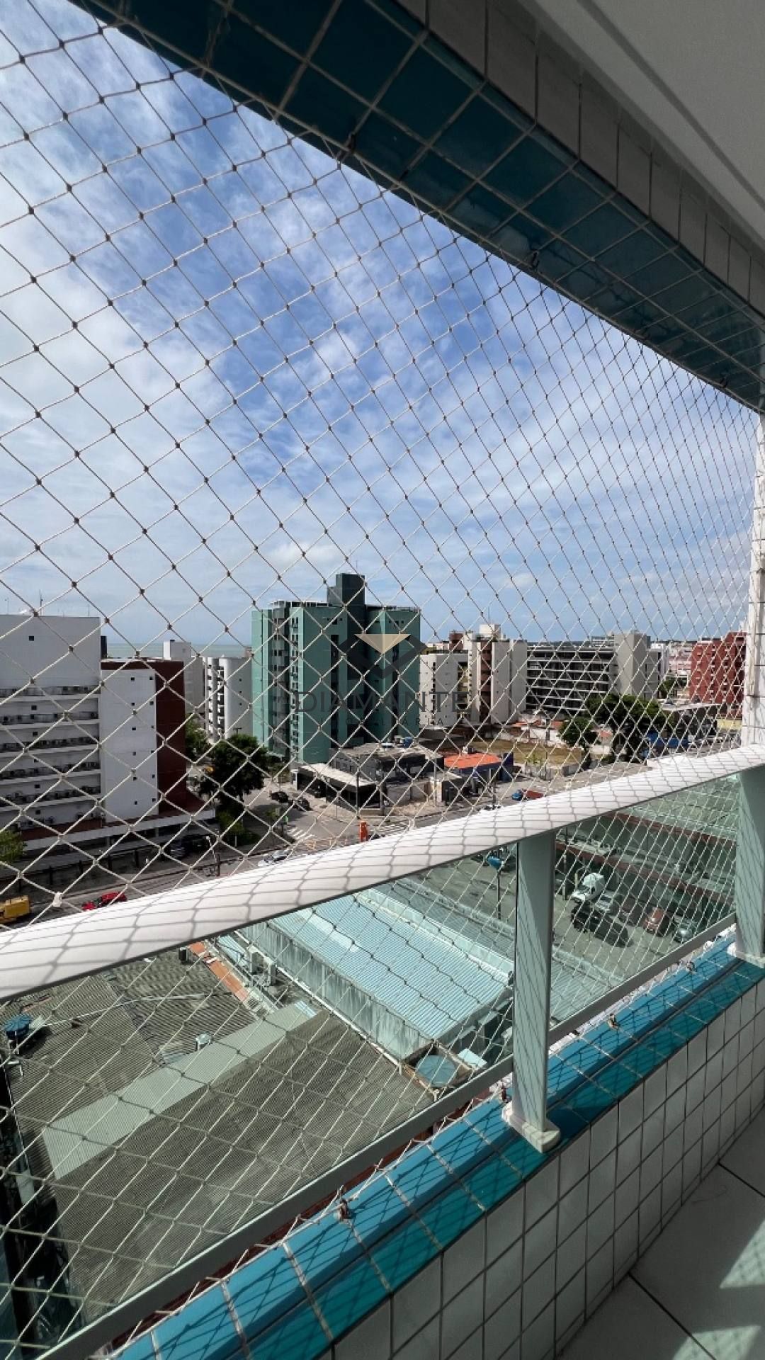 Apartamento Para Vender com 02 quartos 01 suítes no bairro Cabo Branco em João Pessoa