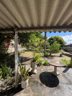 TERRENO DE ESQUINA COM 812 m², TAMBAUZINHO