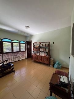 TERRENO DE ESQUINA COM 812 m², TAMBAUZINHO