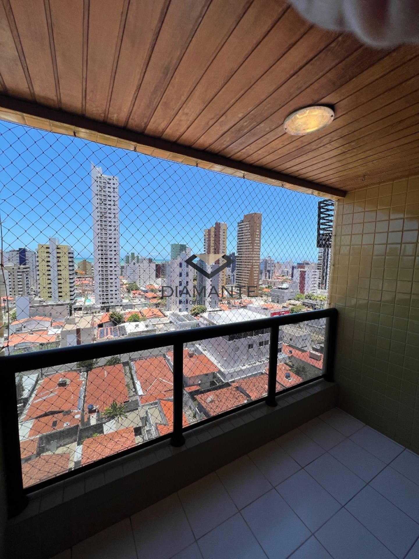 Apartamento Para Vender com 03 quartos 01 suítes no bairro Manaíra em João Pessoa
