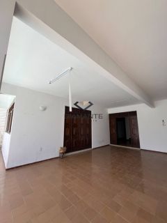 Casa no Cabo Branco, excelente para comércio e moradia!