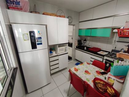 Casa à Venda no Itaperi Fortaleza/CE, 90m², 3 Quartos, 2 Vagas com Energia Solar