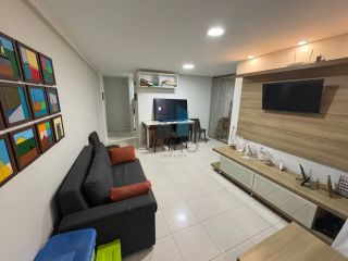 Apartamento com 2 Quartos e 3 banheiros à Venda, 79 m² por R$ 780.000