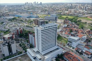 Empr. Centro Jurídico e Empresarial Ronaldo Cunha Lima