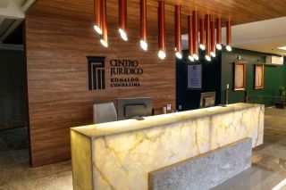 Empr. Centro Jurídico e Empresarial Ronaldo Cunha Lima